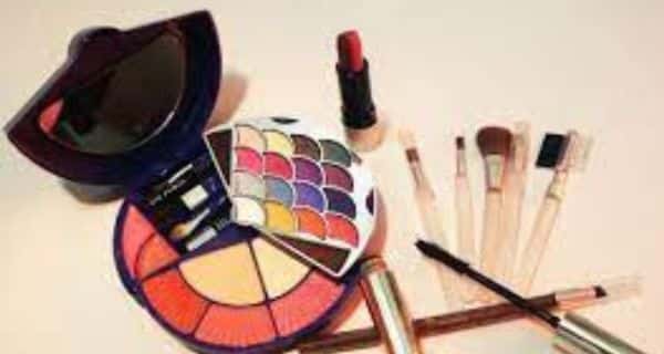 Bunty Babli Beauty is the Best Cosmetic Shop in Ankleshwar GIDC